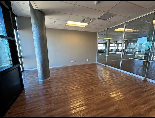 492M² OFFICE TO LET IN SANDTON CENTRAL